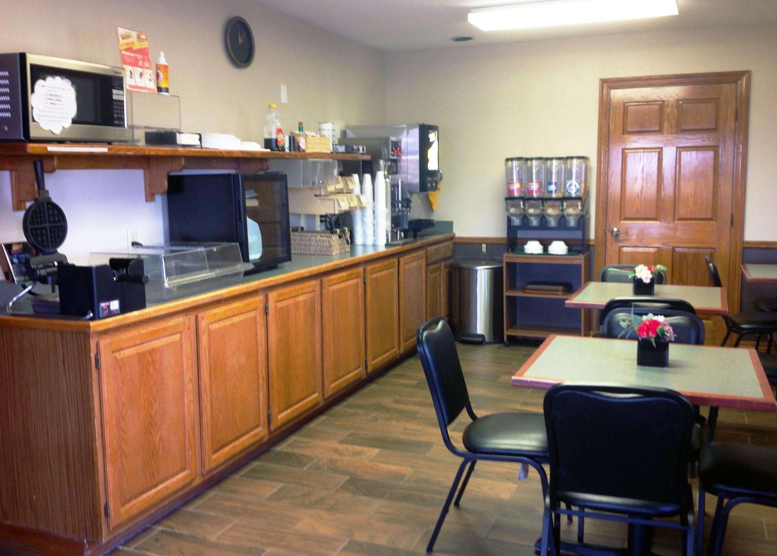 Americas Best Value Inn Йорк Екстериор снимка